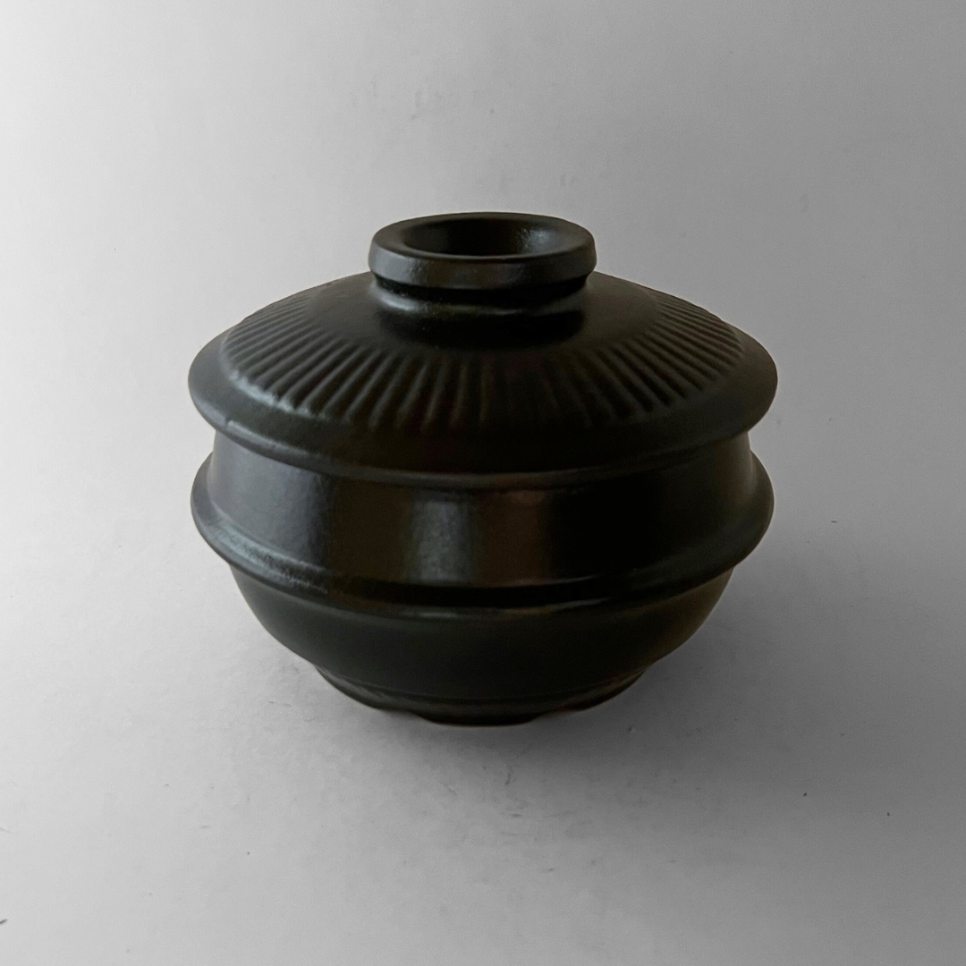 뚝배기 2호(뚜껑있음)(Clay Pot No.2(With Lid))